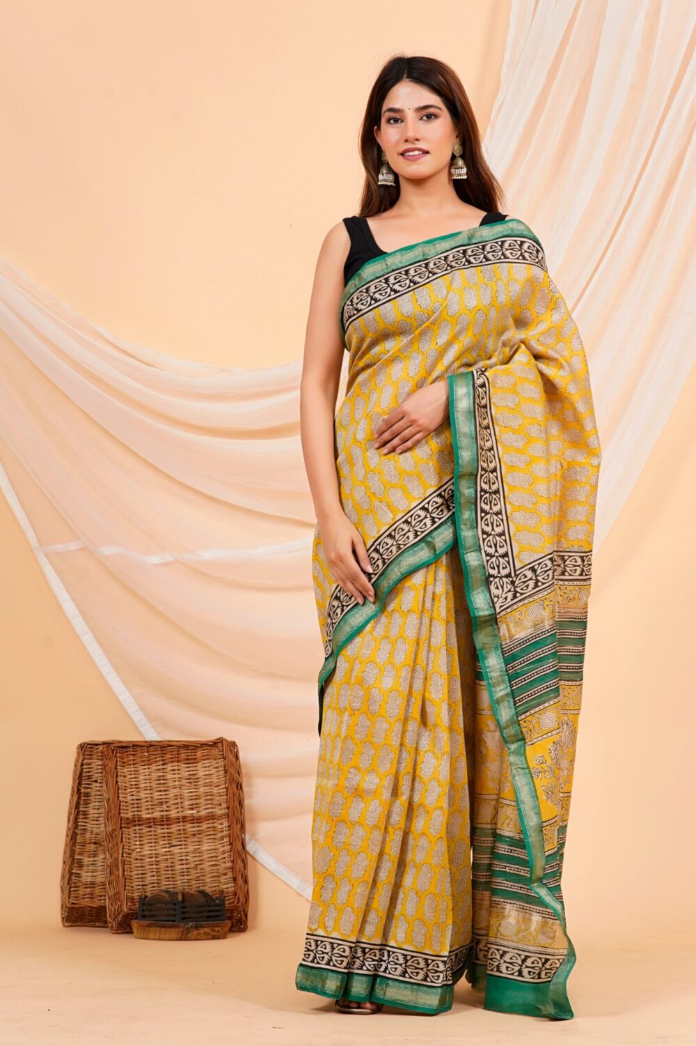 Hand Block Printed Maheshwari Silk Saree CMHA00010