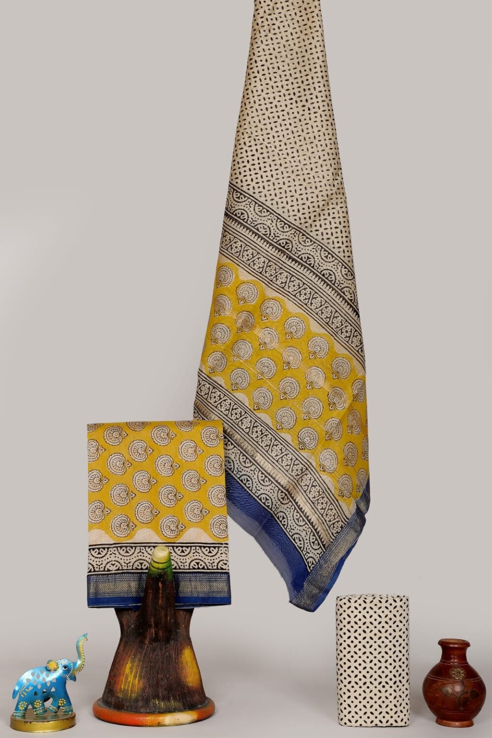 Maheshwari Silk Suit Set SMHA00011