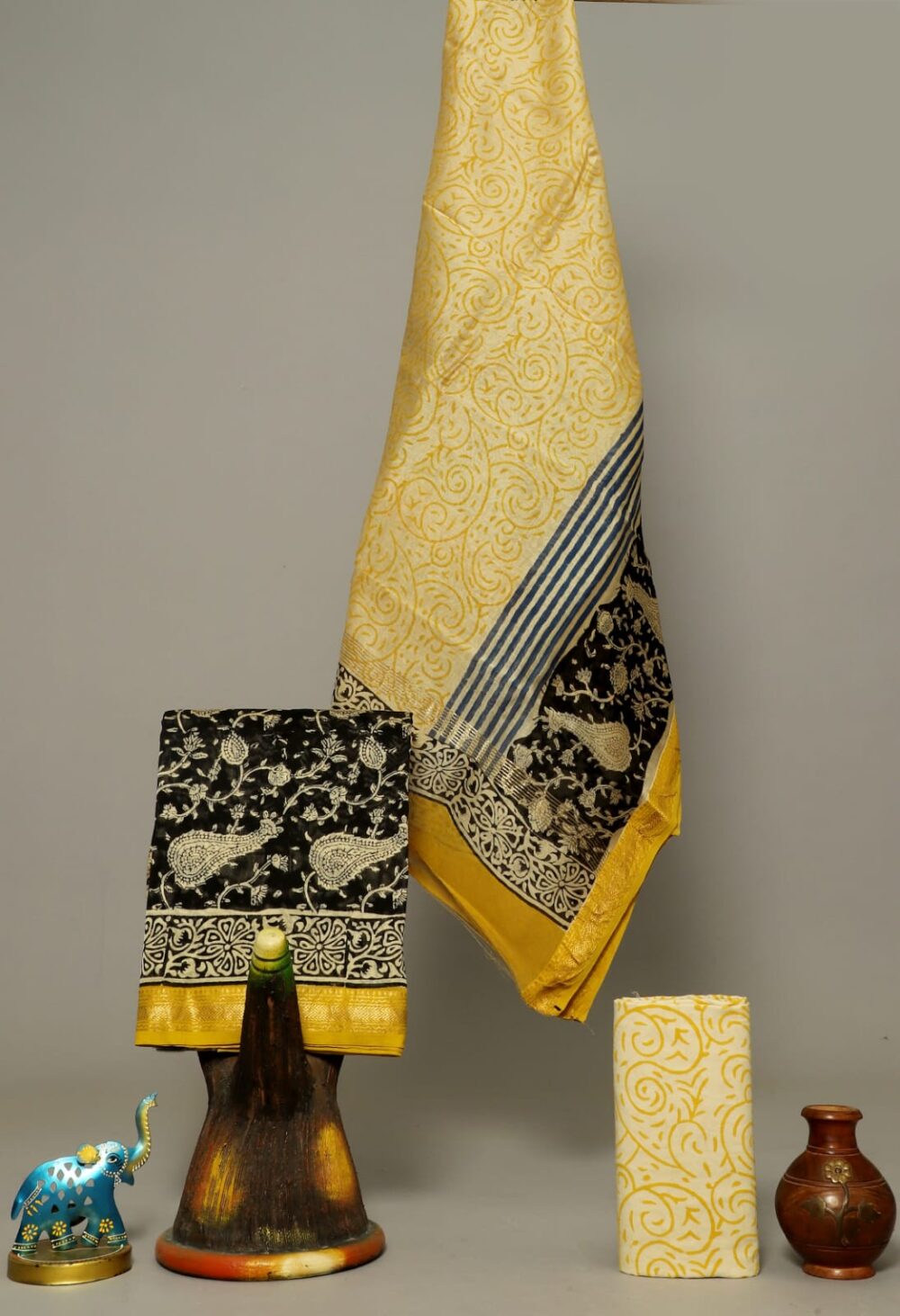 Maheshwari Silk Suit Set SMHA00012