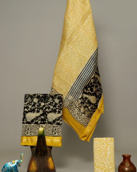 Maheshwari Silk Suit Set SMHA00012