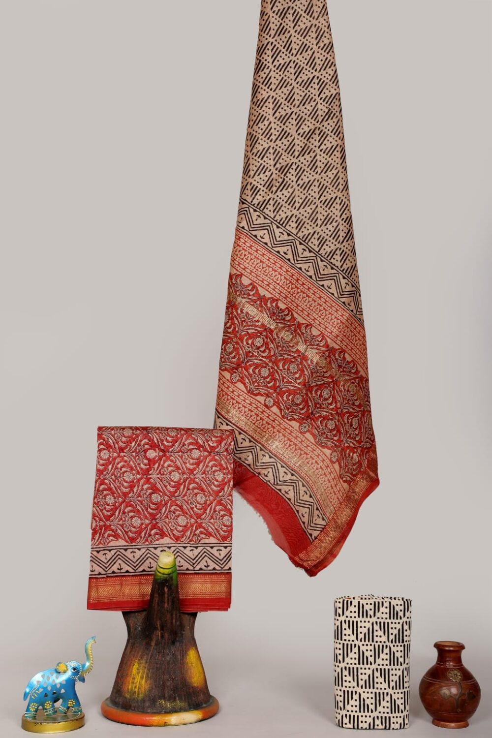 Maheshwari Silk Suit Set SMHA00016