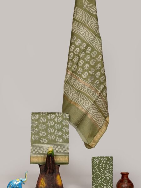 Maheshwari Silk Suit Set SMHA00026
